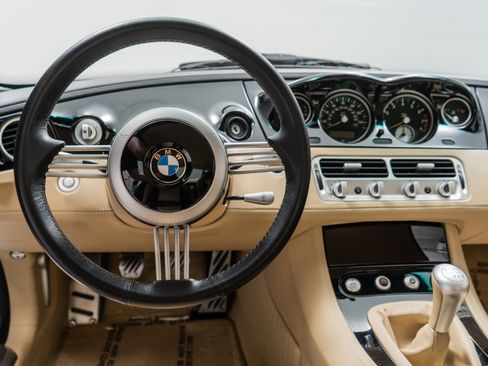Used 2001 BMW Z8 RWD image 15