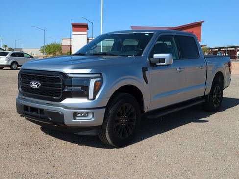 Used 2024 Ford F150 Lariat AWD/4WD image 8