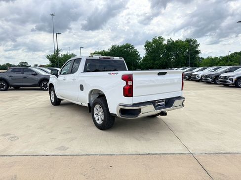 Used 2021 Chevrolet Silverado 1500 LT w/ Safety Package II AWD/4WD image 8