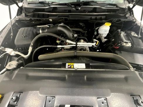 Used 2023 RAM 1500 Classic SLT image 32