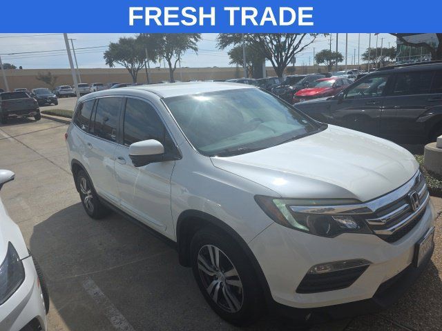 Used 2017 Honda Pilot EX image 1