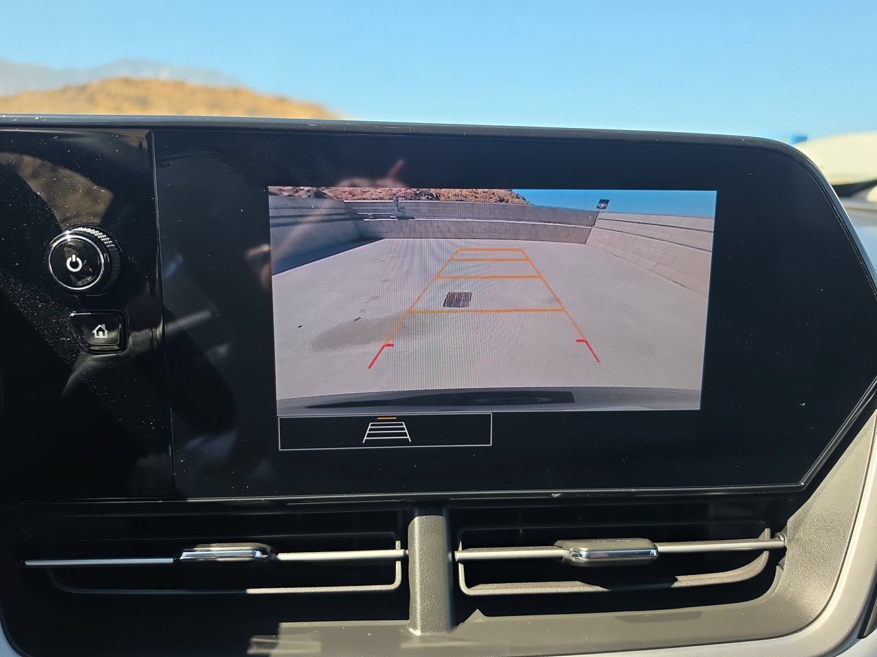 Used 2026 Chevrolet Trax LS FWD image 14