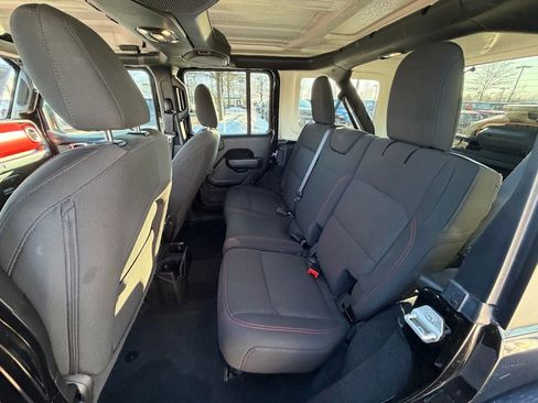 Certified 2023 Jeep Wrangler Unlimited Rubicon image 17