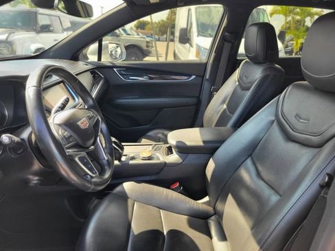 Used 2020 Cadillac XT5 Premium Luxury image 18