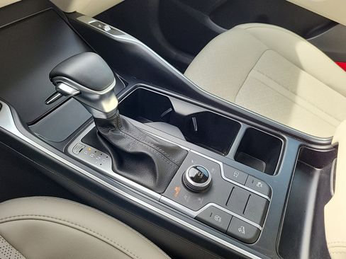 Used 2022 Kia Sorento S w/ Panoramic Sunroof Package image 26