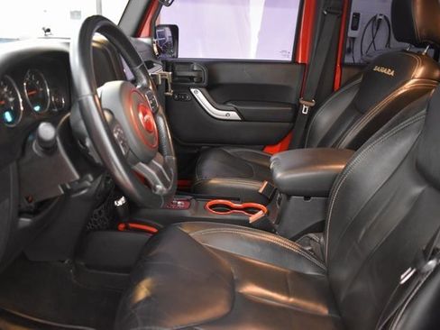 Used 2015 Jeep Wrangler Unlimited Sahara w/ Connectivity Group image 23