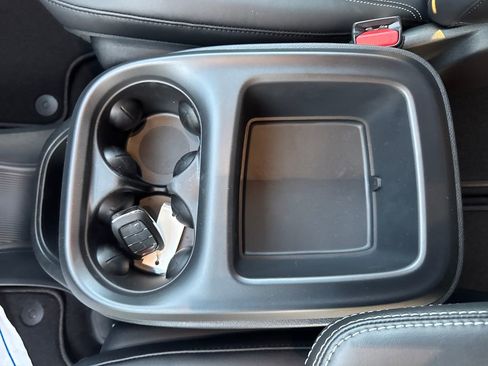 New 2026 Chrysler Pacifica Select image 24