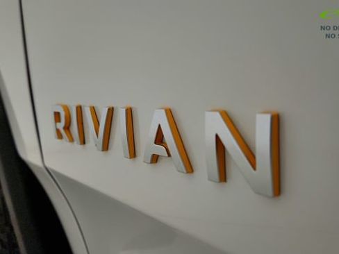 Used 2024 Rivian R1S Adventure Quad AWD/4WD image 30