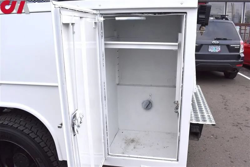 Used 2016 Ford F550 4x4 Regular Cab Super Duty image 24