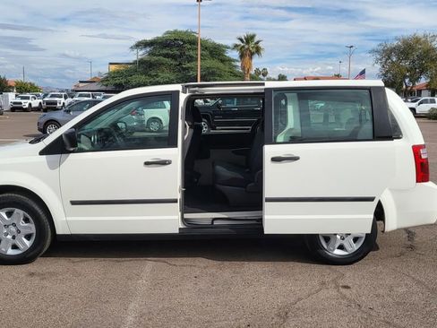 Used 2008 Dodge Grand Caravan SE image 23