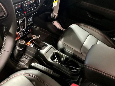 New 2026 Jeep Wrangler Unlimited Rubicon w/ Safety Group AWD/4WD image 8