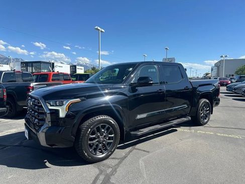 Used 2025 Toyota Tundra Platinum AWD/4WD image 6