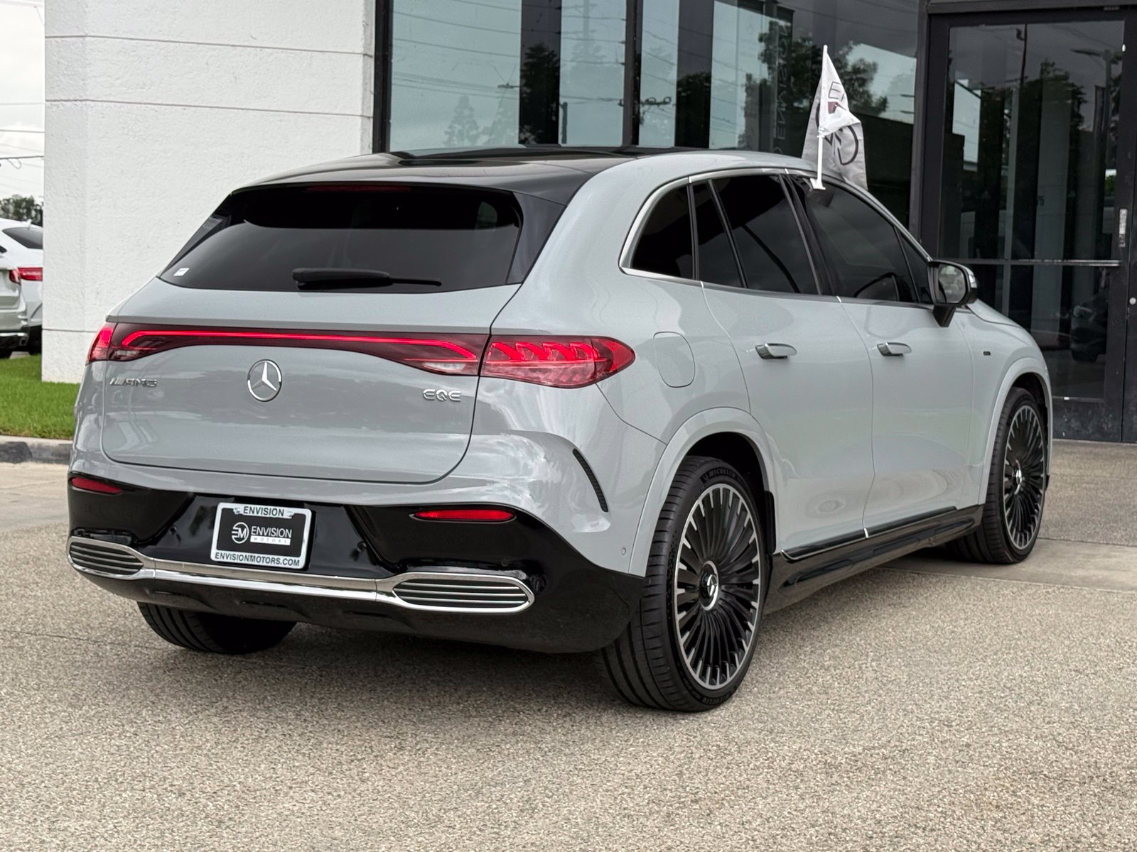 Used 2024 Mercedes-Benz EQE AMG 4MATIC SUV image 15