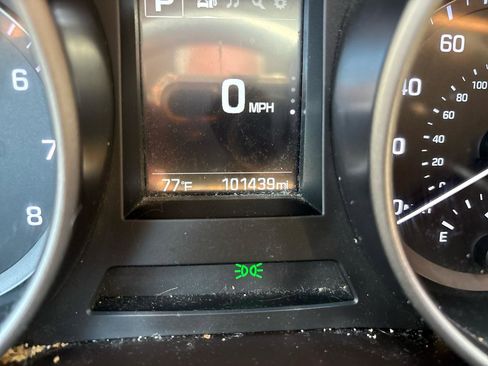 Used 2017 Hyundai Santa Fe Sport image 12