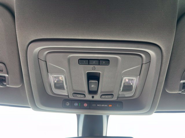 Used 2021 Chevrolet Silverado 1500 RST AWD/4WD image 29