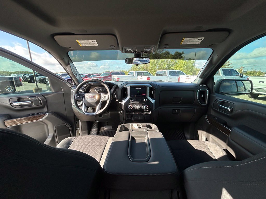 Used 2020 GMC Sierra 1500 Elevation w/ Elevation Value Package AWD/4WD image 9