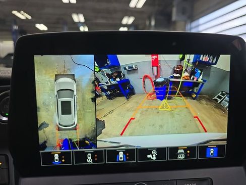 New 2026 Chevrolet Blazer LT image 25