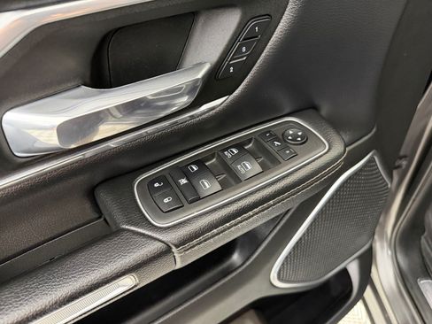 Used 2022 RAM 1500 Laramie AWD/4WD image 13