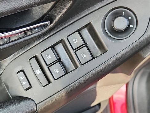 Used 2015 Chevrolet Trax LS image 20