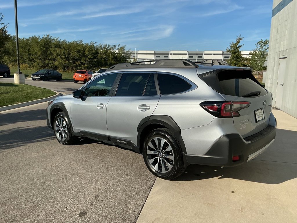 Certified 2024 Subaru Outback Limited AWD/4WD image 8
