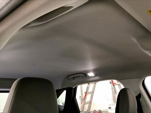 Certified 2022 Ford Escape S image 21