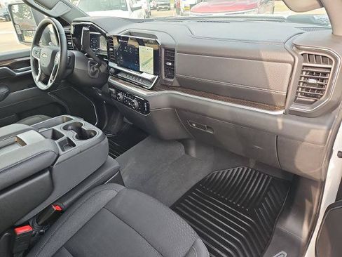 Certified 2025 Chevrolet Silverado 2500 LT w/ Convenience Package AWD/4WD image 26