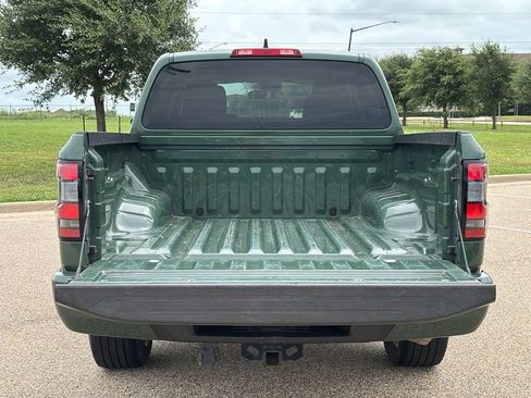 Used 2024 Nissan Frontier SV RWD image 7