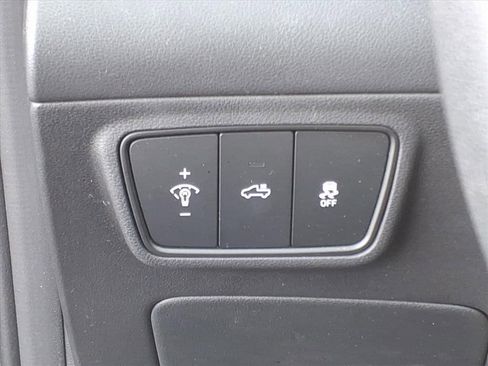 Used 2024 Hyundai Santa Cruz SEL image 16