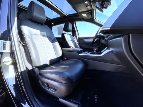 Certified 2025 MAZDA CX-90 3.3 Turbo w/ Premium Plus Pkg image 16