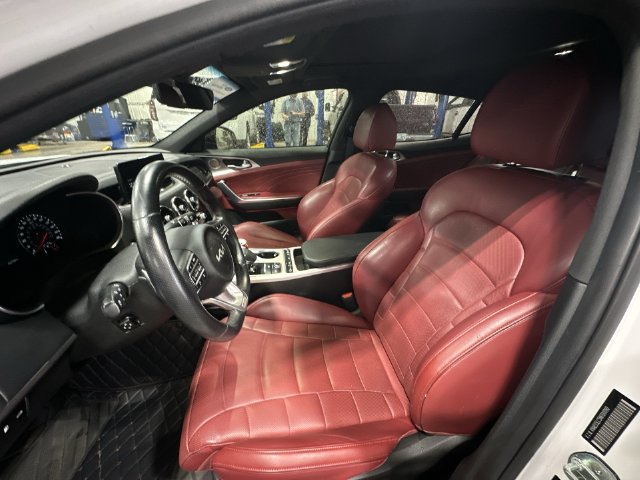 Used 2022 Kia Stinger GT2 w/ Red Interior Color Package RWD image 17