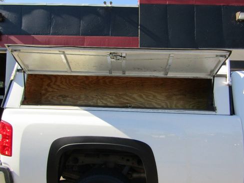 Used 2011 Chevrolet Silverado 2500 W/T image 10