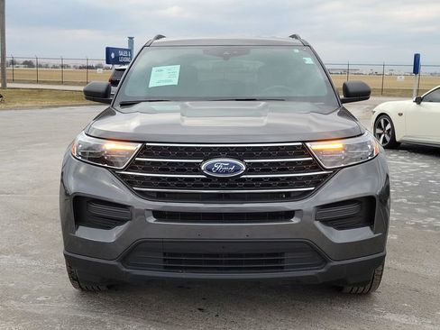 Certified 2020 Ford Explorer XLT w/ Comfort Package image 2
