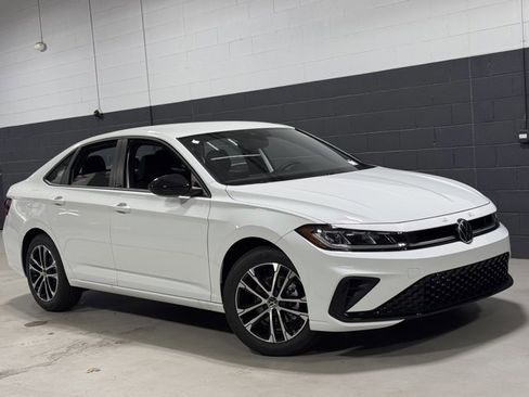 New 2025 Volkswagen Jetta Sport image 5