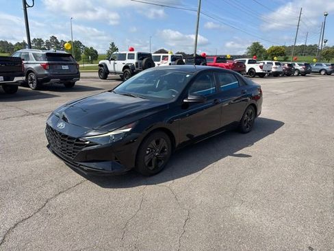 Used 2021 Hyundai Elantra Blue w/ Cargo Package FWD image 39
