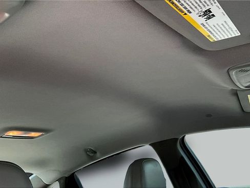 Used 2018 Chevrolet Malibu LT w/ Leather Package image 28