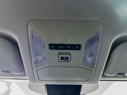 Used 2025 Toyota RAV4 LE FWD image 18