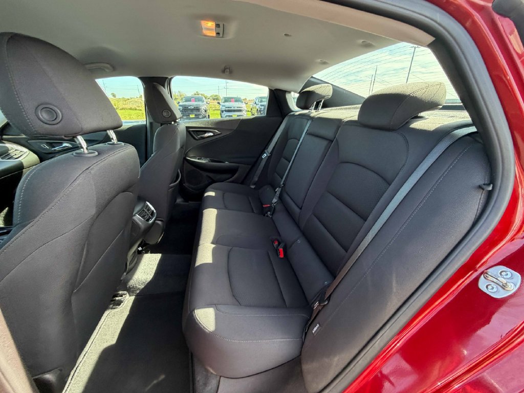 Used 2025 Chevrolet Malibu LT FWD image 20