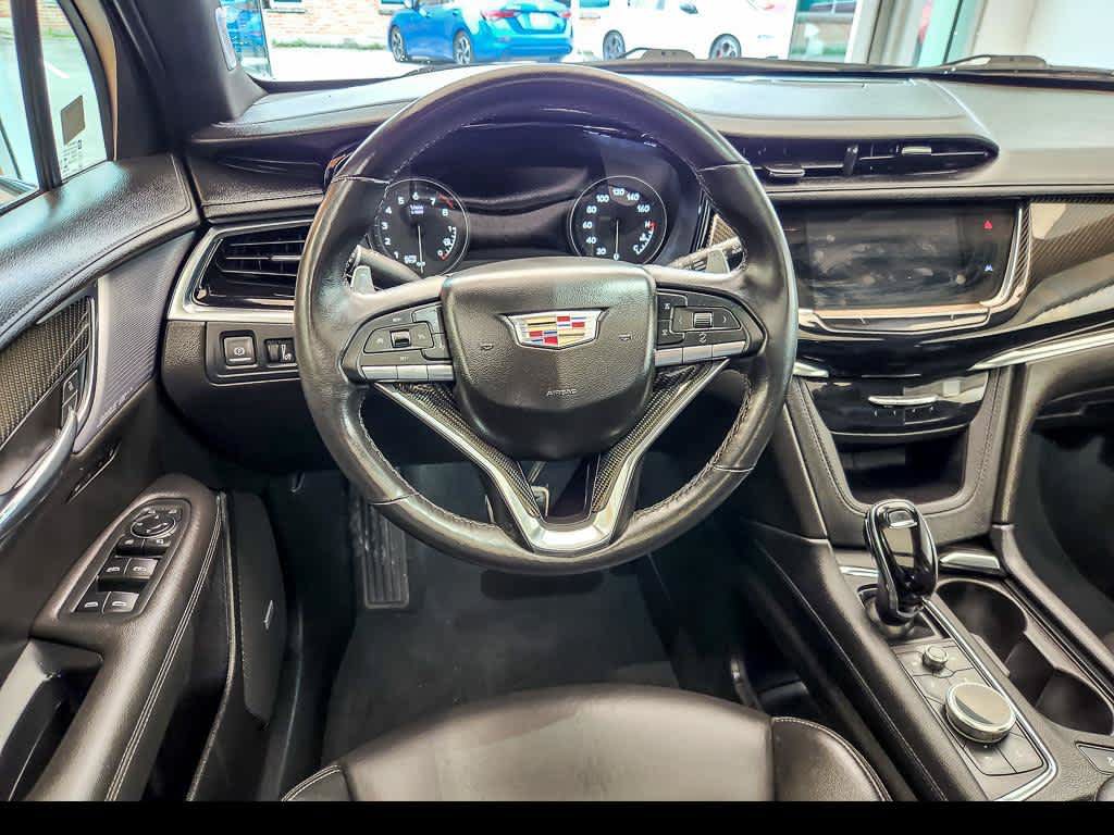 Used 2022 Cadillac XT6 Sport w/ Technology Package AWD/4WD image 14