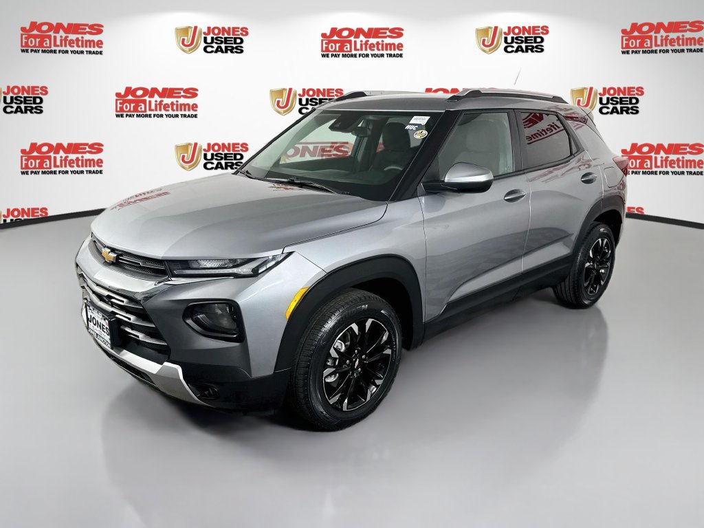 Used 2023 Chevrolet TrailBlazer LT AWD/4WD image 12