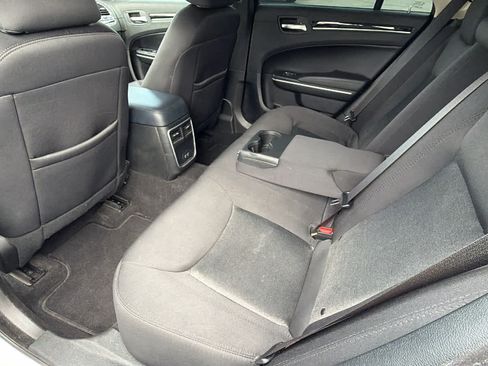 Used 2023 Chrysler 300 Touring RWD image 24