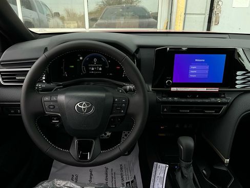 New 2026 Toyota Camry Hybrid image 13
