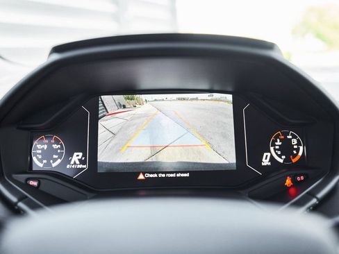 Used 2024 Lamborghini Huracan Sterrato AWD/4WD image 63