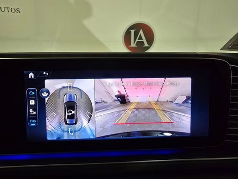 Used 2025 Mercedes-Benz GLE 350 4MATIC image 16