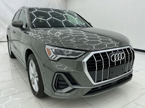 Used 2021 Audi Q3 2.0T Premium Plus w/ Premium Plus Package AWD/4WD image 3