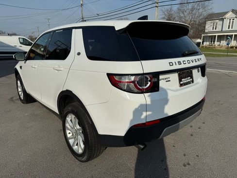Used 2018 Land Rover Discovery Sport HSE AWD/4WD image 11