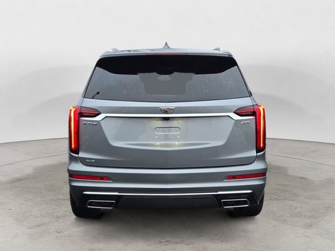 Certified 2023 Cadillac XT6 Premium Luxury image 4