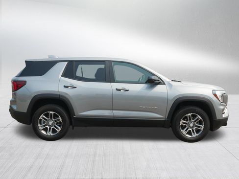 Used 2025 GMC Terrain Elevation AWD/4WD image 8
