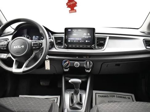 Used 2023 Kia Rio S image 18