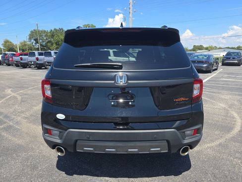 Certified 2023 Honda Passport TrailSport image 5
