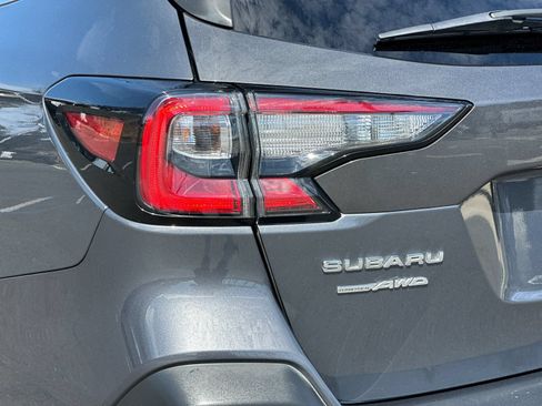 Used 2024 Subaru Outback Premium AWD/4WD image 24